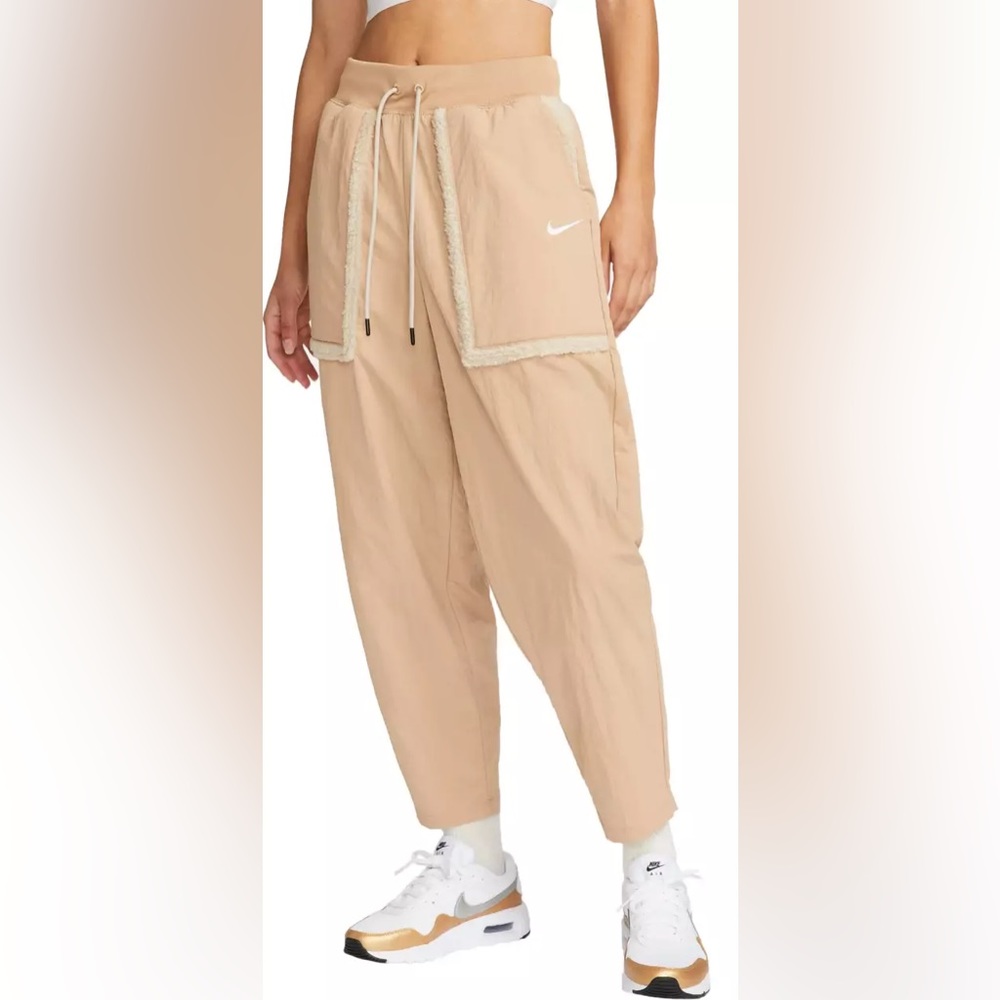 Loose Fit High Rise Nike - Picture 2 of 2